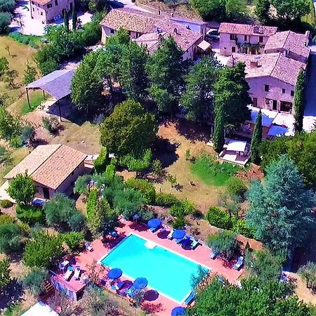 Agriturismo Camiano Piccolo Montefalco Buitenkant foto
