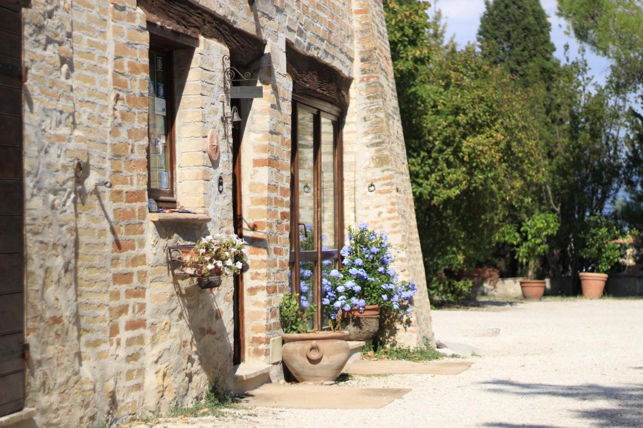 Agriturismo Camiano Piccolo Montefalco Buitenkant foto