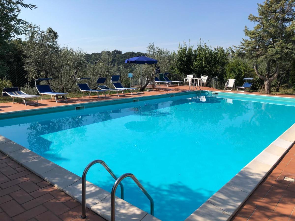 Agriturismo Camiano Piccolo Montefalco Buitenkant foto