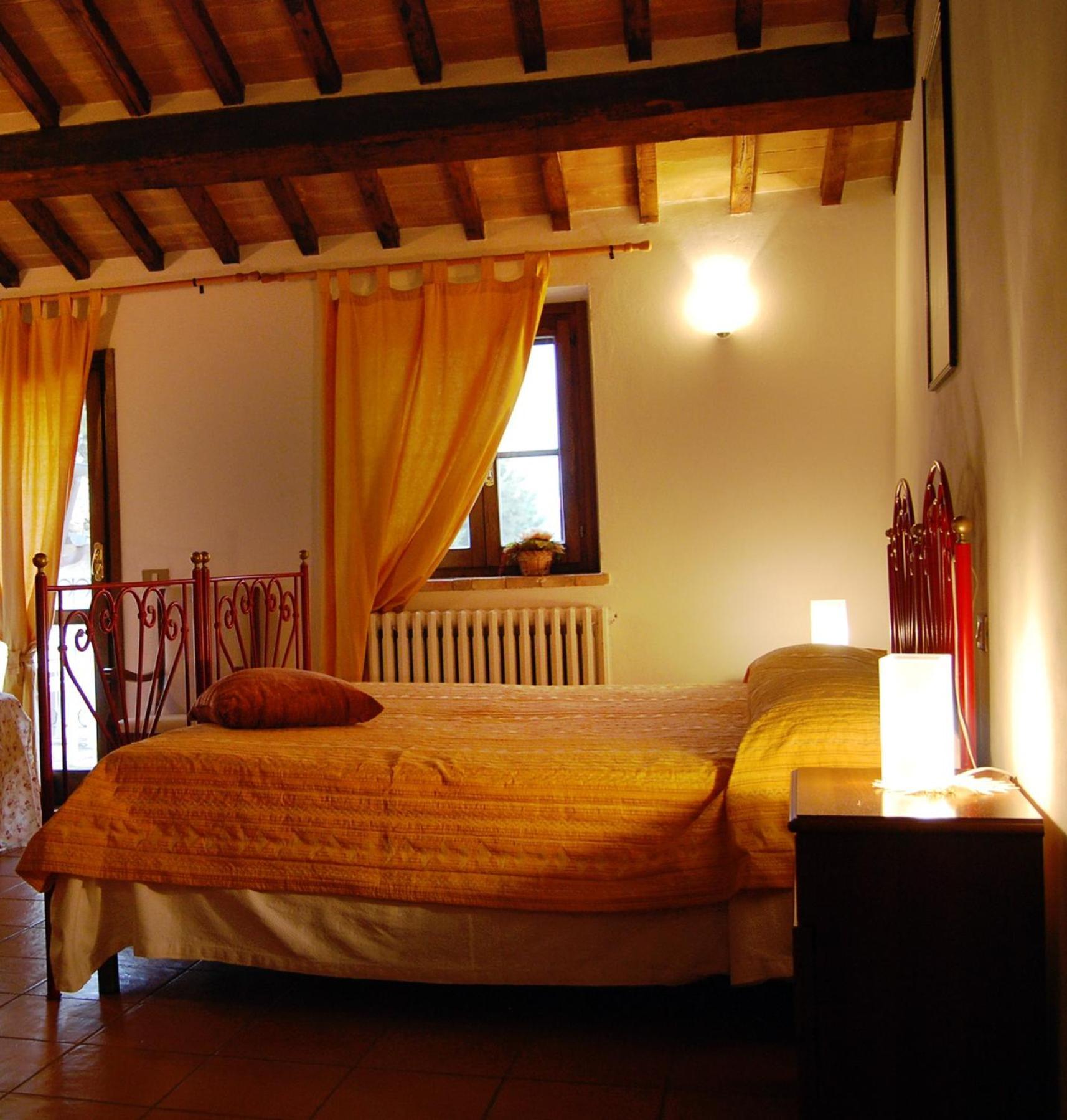Agriturismo Camiano Piccolo Montefalco Kamer foto